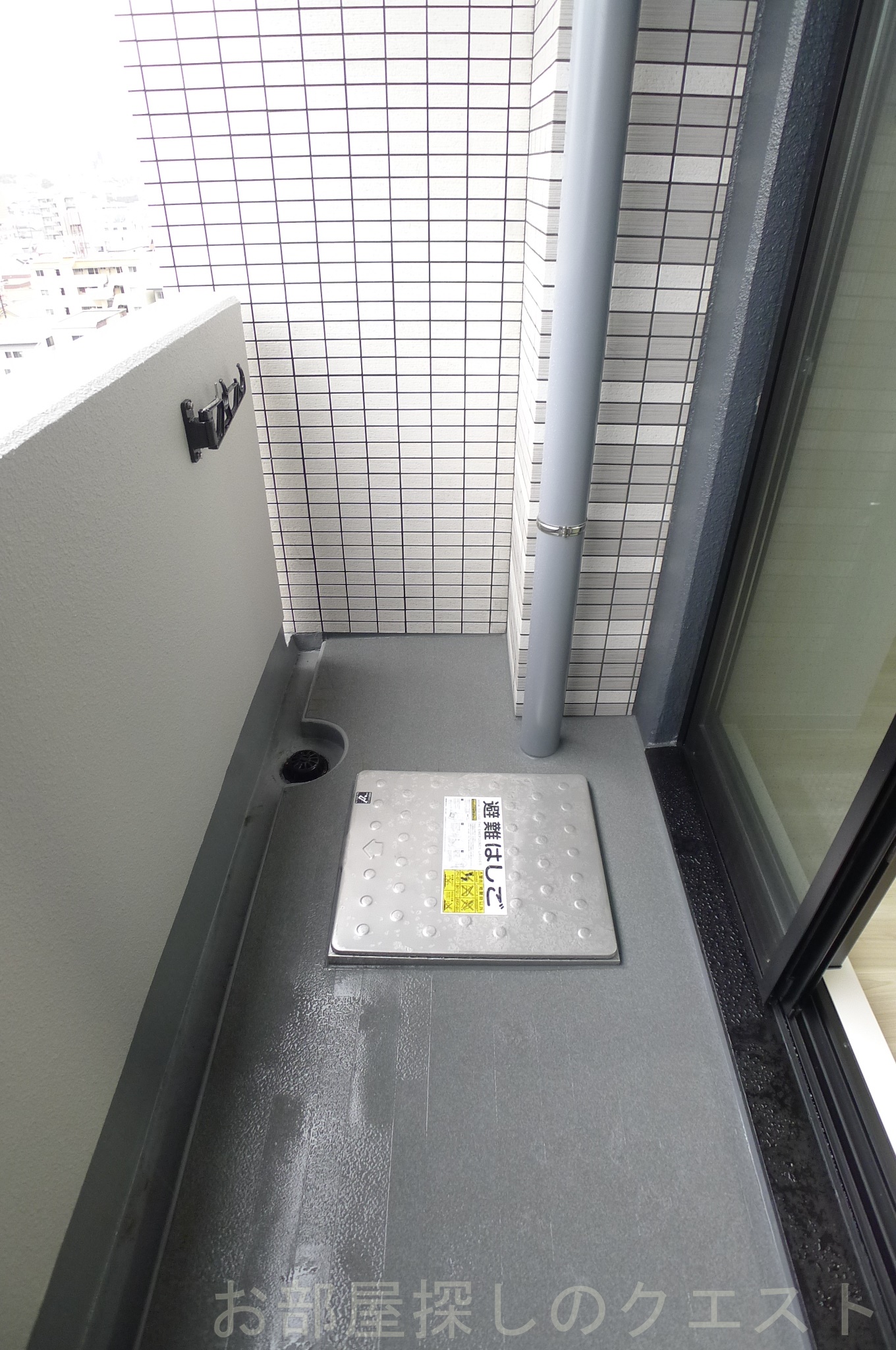 バルコニー　（写真は同タイプ）