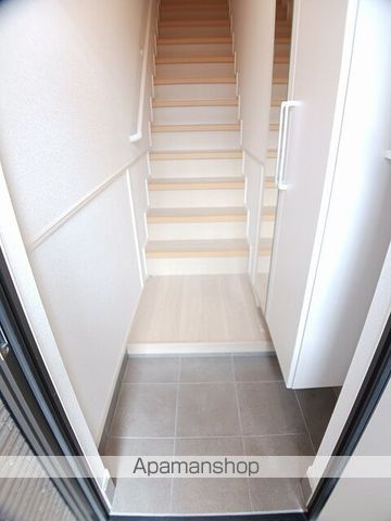 南海本線 和泉大宮駅 徒歩12分 2階建 築2年の玄関写真
