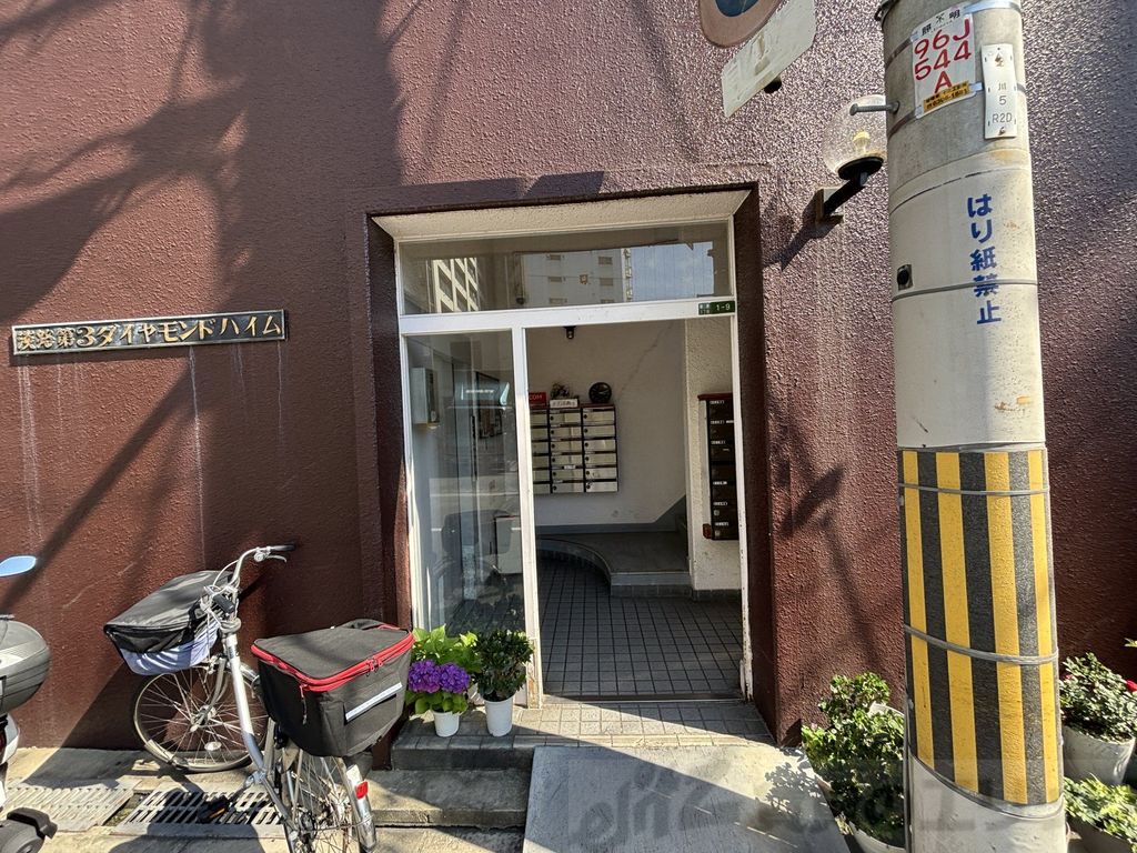 エントランス　エントランス