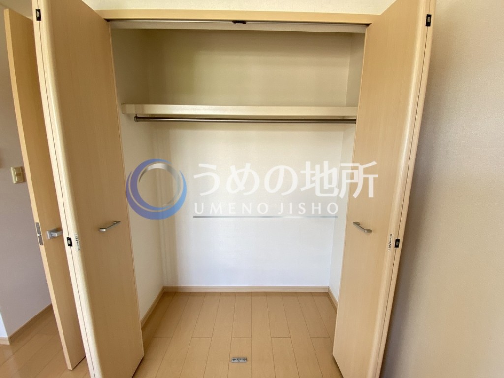収納　洋室収納1