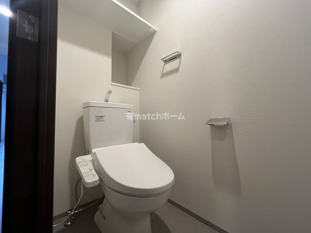 Alivis九条のトイレ写真