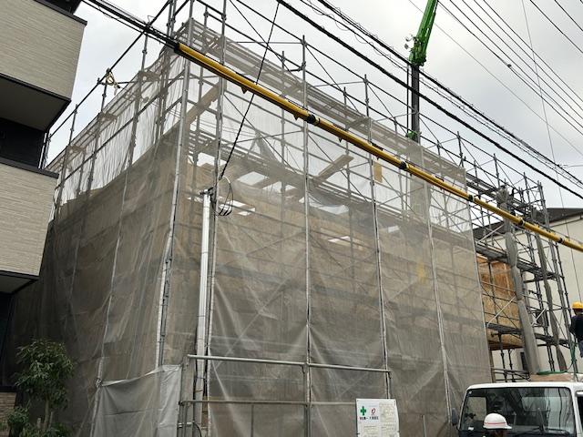 建物外観　建築中