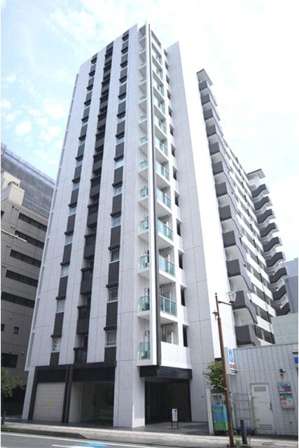 建物外観　オートロック完備