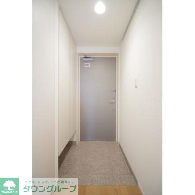玄関　※写真は同タイプ住戸です。