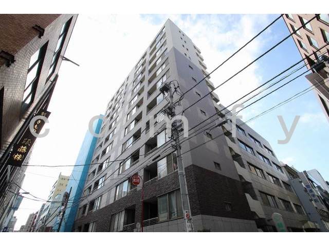 建物外観　タイル貼りの重厚感のある外観