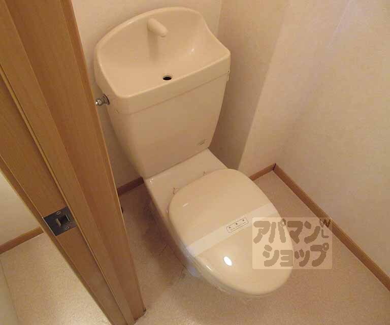 トイレ　清潔感のあるトイレです！