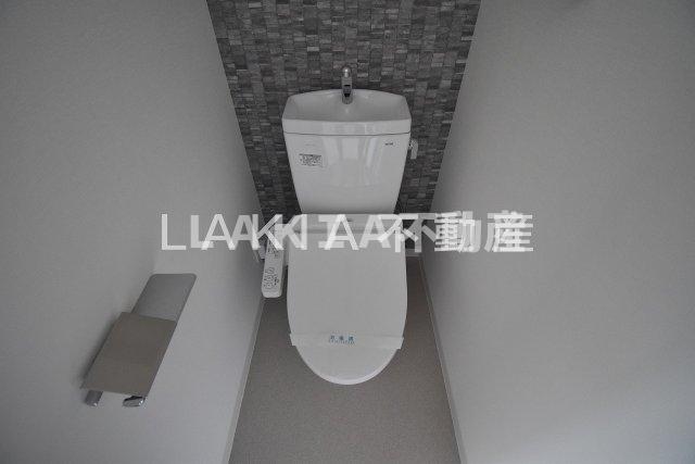 エスリード南森町ラグシスのトイレ写真