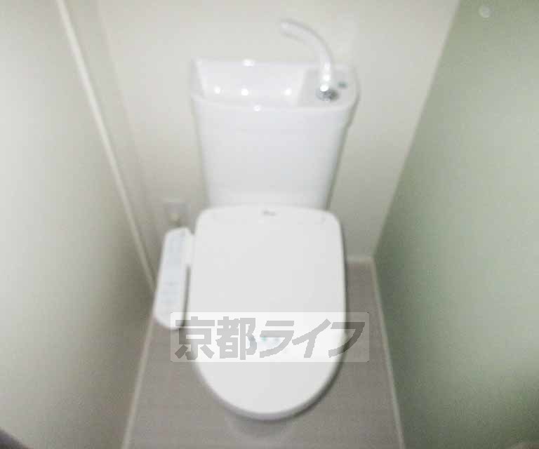 トイレ　セパレートタイプの洋式トイレです。