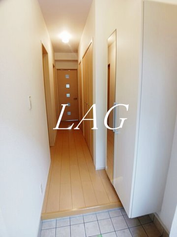 玄関　玄関です。