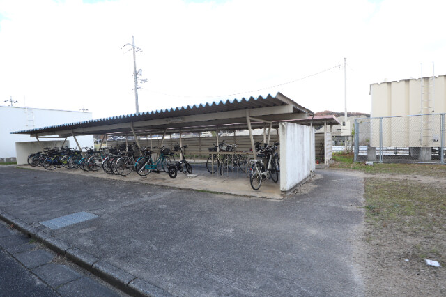 ＪＲ吉備線 総社駅 徒歩33分 5階建 築47年の外観写真