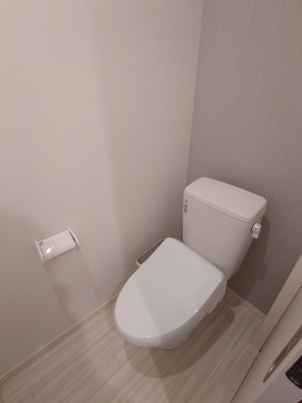トイレ　落ち着いたトイレです