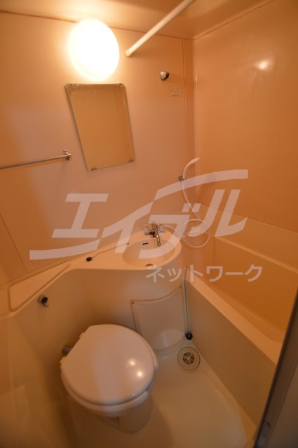 地下鉄谷町線 中崎町駅 徒歩4分 5階建 築42年の風呂写真