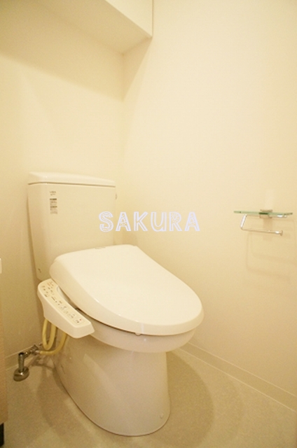 トイレ　落ち着いた色調のトイレです♪