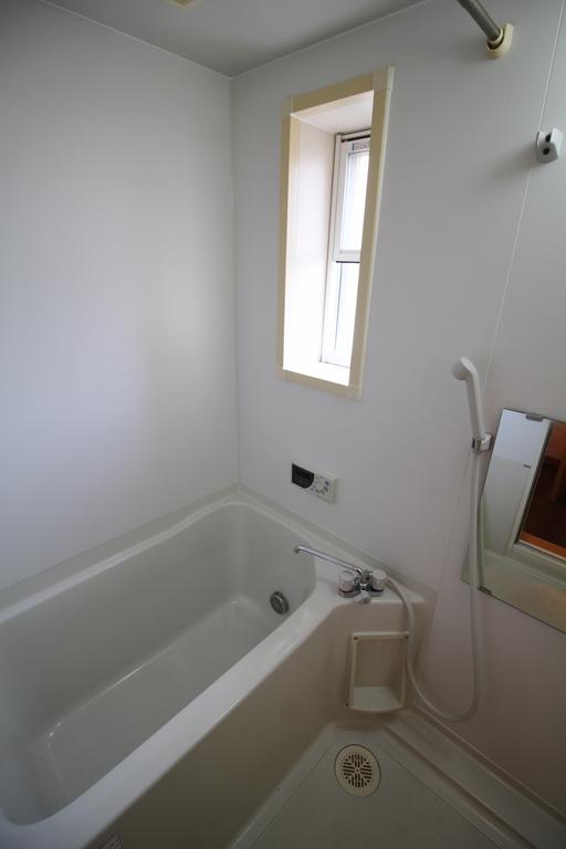 バス・シャワールーム　追焚き機能＆浴室乾燥機　完備