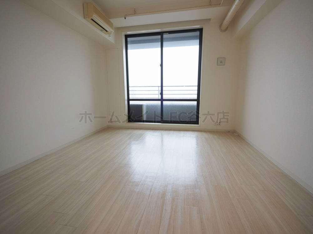 居室・リビング　メゾン・ド・ヴィレ大阪城公園前