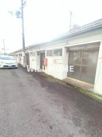 和歌山市市小路のアパートの建物外観