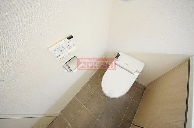 トイレ　トイレ