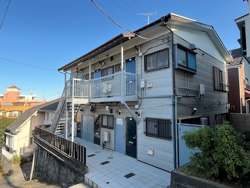 神奈川県横浜市鶴見区上の宮２（アパート）の賃貸物件の外観
