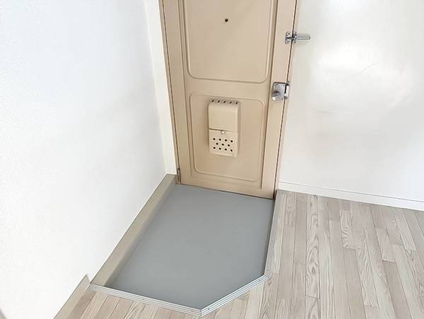 玄関　ビレッジハウスの同一物件・同一タイプの間取りの写真です