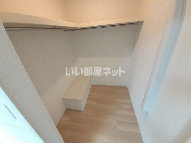 【名古屋市北区西味鋺のアパートの収納】