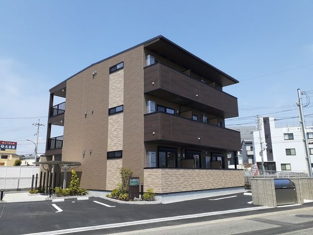 枚方市招提元町のアパートの建物外観