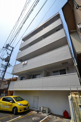 廿日市市串戸のマンションの建物外観