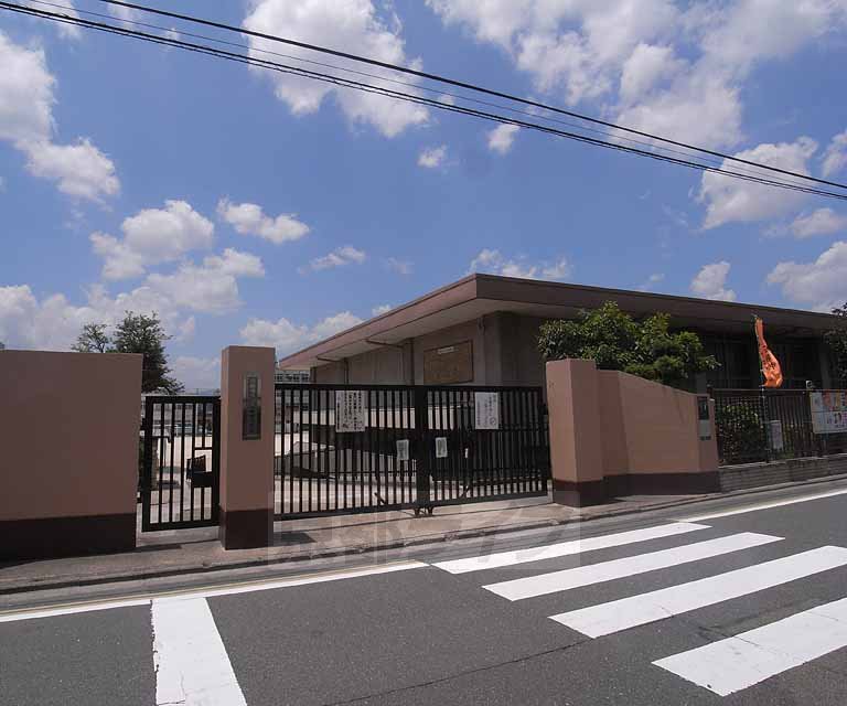 【ヴォーグ丹波橋の小学校】