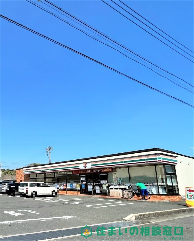 【岡崎市本宿町のアパートのコンビニ】