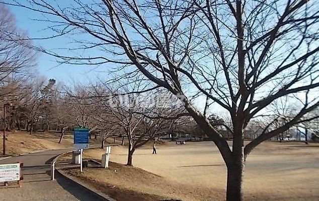 【ビレッジハウス石坂2号棟の公園】