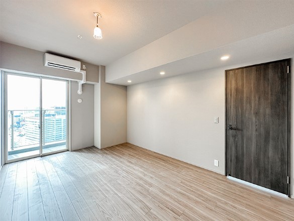 居室・リビング　居間