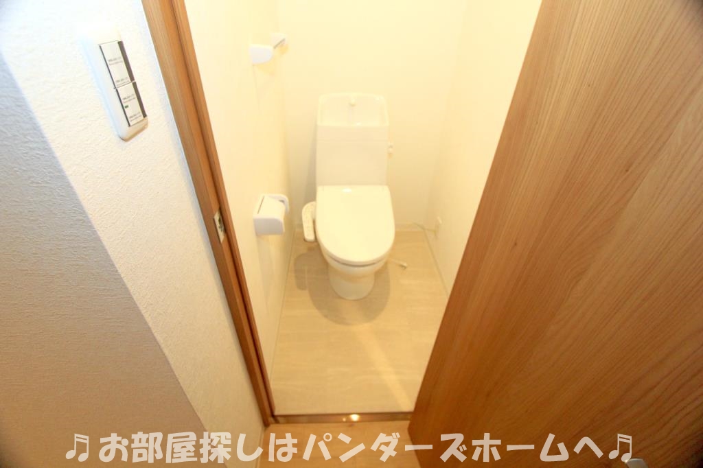 ＪＲ片町線 長尾駅 徒歩2分 3階建 築5年のトイレ写真
