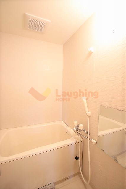 バス・シャワールーム　きれいなお風呂です