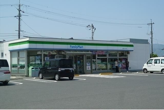 コンビニ　ファミリーマート斐川インター店（コンビニ）まで450m