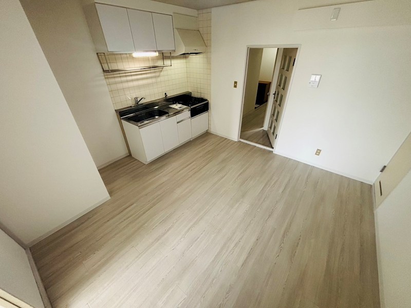 居室・リビング　同一物件別部屋写真