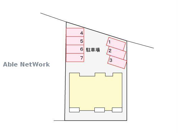 駐車場　駐車場