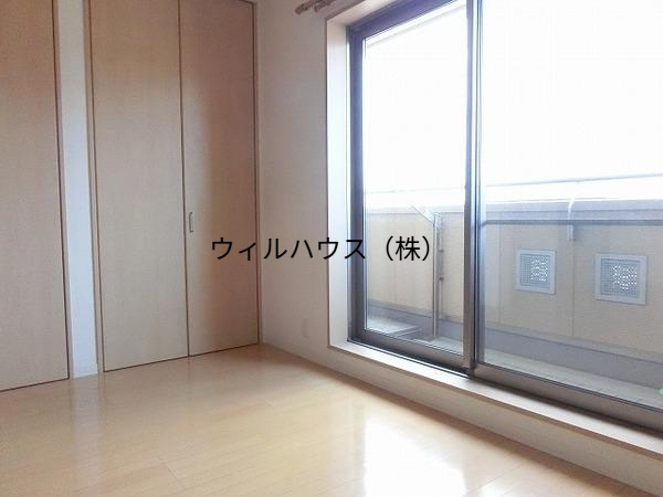 バルコニー　採光良好！
