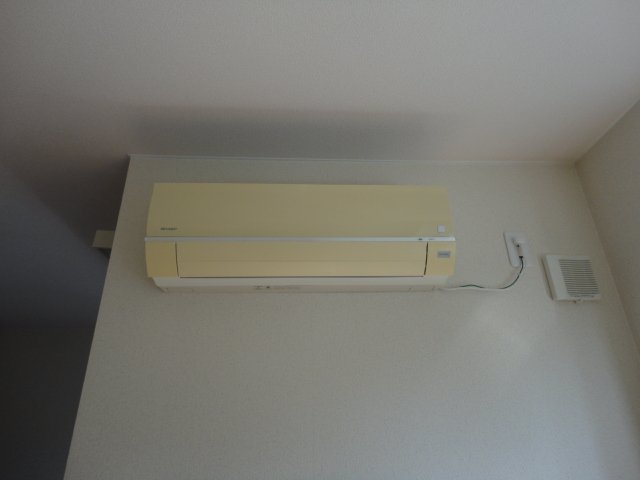 その他設備　エアコン付きで夏も冬も快適♪