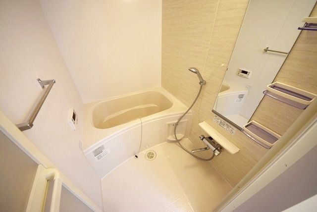 バス・シャワールーム　★同物件別室参考写真★