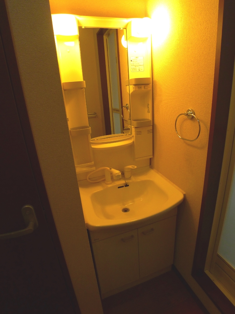 洗面設備　写真は201号室