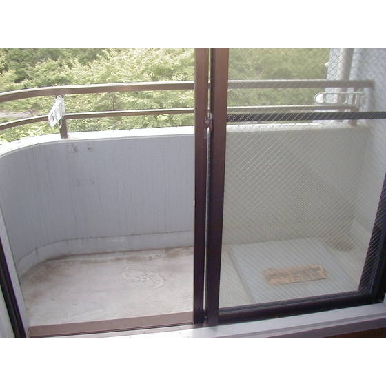 バルコニー　ベランダ