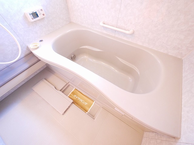 バス・シャワールーム　お風呂で日々の疲れを落としましょう