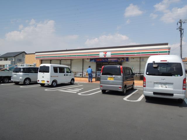 コンビニ　セブンイレブン（コンビニ）まで490m
