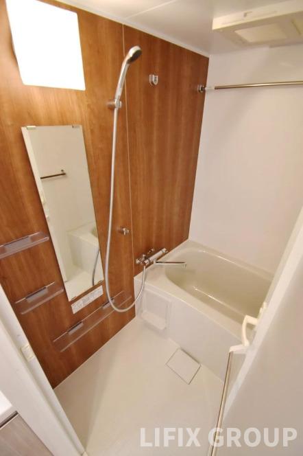 バス・シャワールーム　風呂