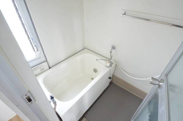 バス・シャワールーム　ビレッジハウスの同一物件・同一タイプの間取りの写真です