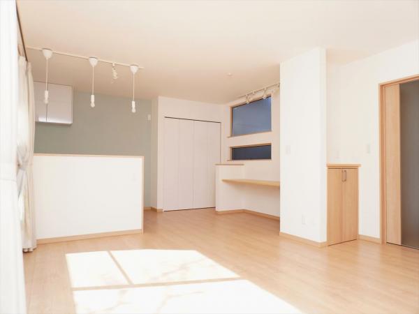 居室・リビング　内装