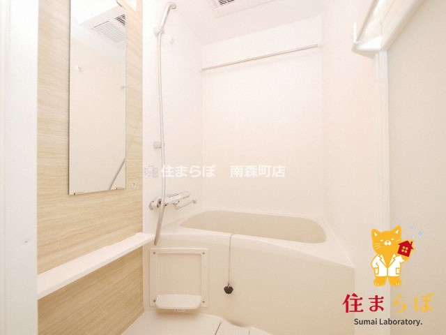 バス・シャワールーム　「見た目じゃなく、心に“しっくりくる”を大切に。」