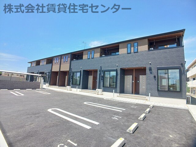 建物外観　建築中