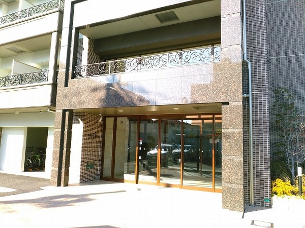 エントランス　エントランス綺麗です