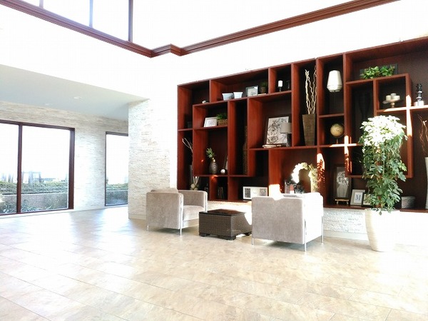 ロビー　豪華なホールです