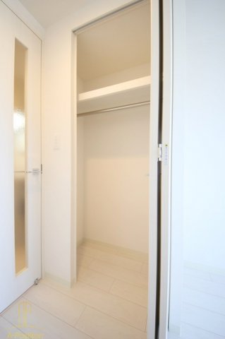 収納　アドバンス大阪セレーノ